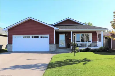 35 LAKE BREEZE Drive, Cramahe, ON N7A 0B7