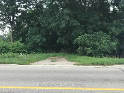 73 QUEEN Street E, St. Marys, ON N4X 1A1