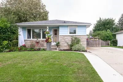 358 WILLOW Street, Stratford, ON N5A 3B7
