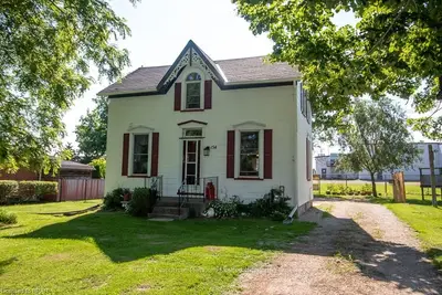 154 MAIN Street N, Huron East, ON N0K 1W0