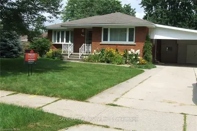 202 EASSON Street, Stratford, ON N5A 1N5