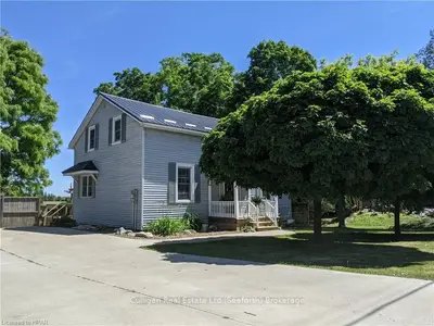 51 HARPURHEY Road, Huron East, ON N0K 1W0