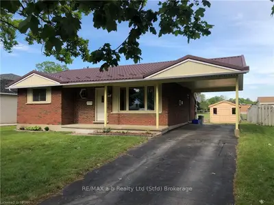 88 Oak Street, Stratford, ON N5A 6Z1