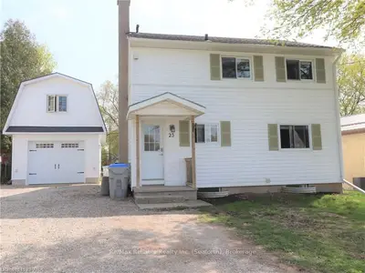 23 QUEBEC Road, Huron East, ON N0M 1L0