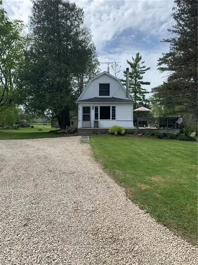 61 LOFTUS Street, Ashfield-Colborne-Wawanosh, ON N0M 1E0
