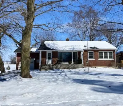 142 JAMES Street, Huron East, ON N0K 1W0