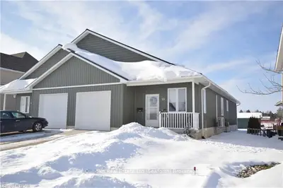 59 Louisa Street, Huron East, ON N0K 1W0