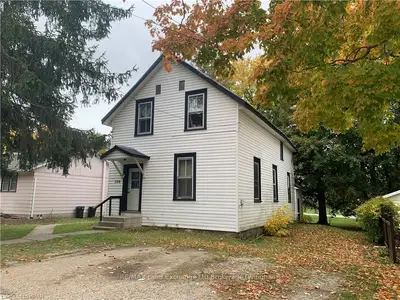 526 ALICE ST Street, North Huron, ON N0G 2W0
