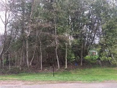 23 Christy Street, Bluewater, On N0m 1g0