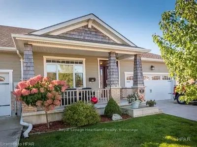 8 Sweet Grass Street, Bluewater, On N0m 1g0