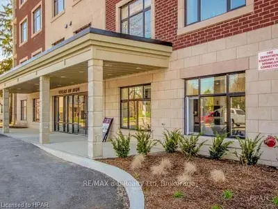 255 John Street N 209, Stratford, On N5a 0g7