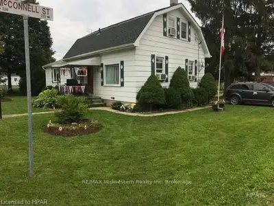 236 Mcconnell Street, North Huron, On N0m 1h0