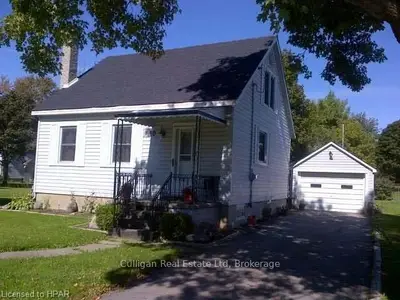 10 Franklin Street, Huron East, On N0k 1w0