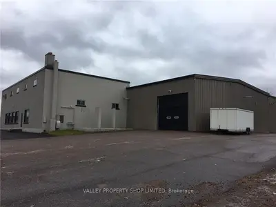 3532 PETAWAWA Boulevard, Petawawa, ON K8A 1W9