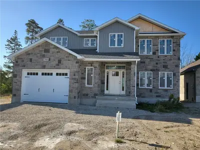766 Campbell Avenue, Kincardine, On N2z 1w1