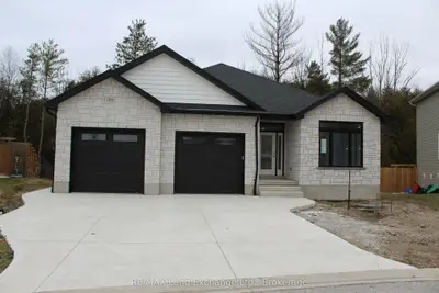 784 Campbell Avenue, Kincardine, On N2z 1w1