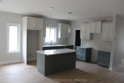 784 Campbell Avenue, Kincardine, On N2z 1w1