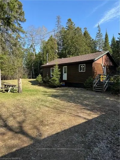 42 Miller Lake Rd Road, Northern Bruce Peninsula, On N0h 1z0