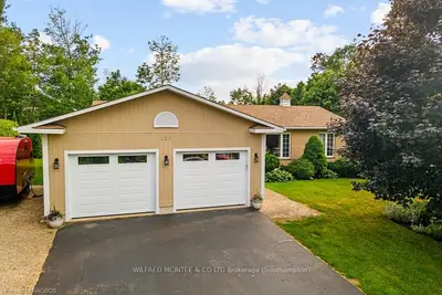 Detached in Saugeen Shores