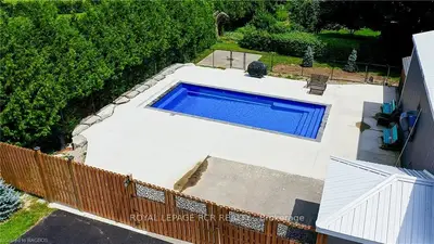 Detached in Chatsworth