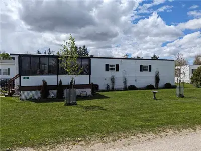 450 Tremaine Avenue S 8, North Perth, On N4w 3g9