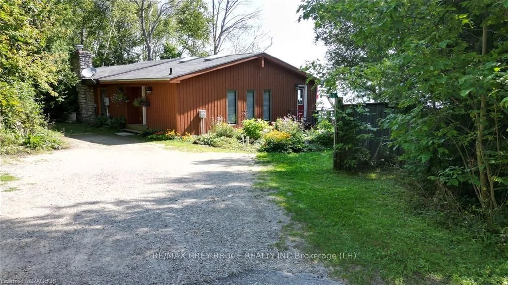 100 WHIPPOORWILL Road, Northern Bruce Peninsula, ON N0H 1W0