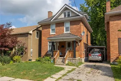 Detached in Owen Sound
