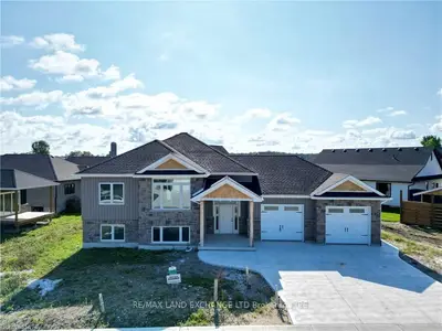 83 Westlinks Drive, Saugeen Shores, On N0h 2c3