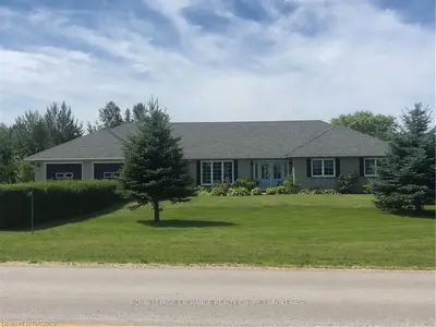 519 Peel Street, Saugeen Shores, On N0h 2l0