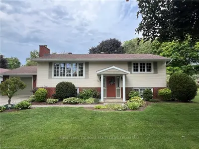 459 Johnston Avenue, Saugeen Shores, On N0h 2c1