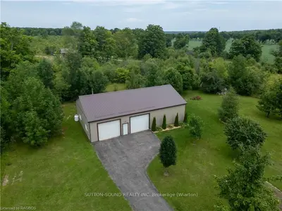 Detached in Georgian Bluffs