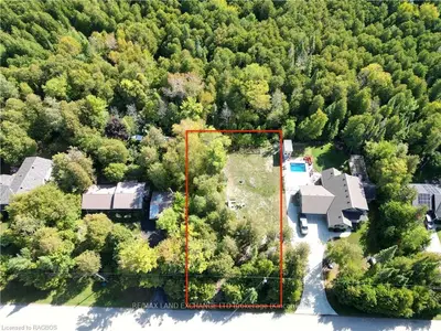 36 UPPER LORNE BEACH Road, Kincardine, ON N0G 2T0