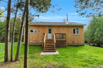 50 Paradise Drive, Northern Bruce Peninsula, On N0h 1w0