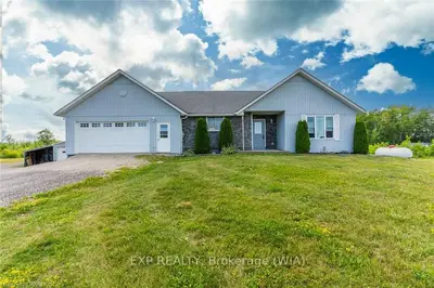 363400 Lindenwood Road, Georgian Bluffs, On N0h 1s0