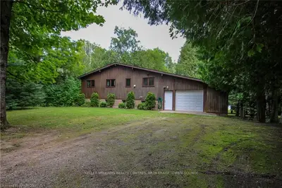 Detached in Georgian Bluffs