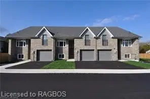 Condo Townhouse in Owen Sound