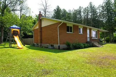 Detached in Georgian Bluffs