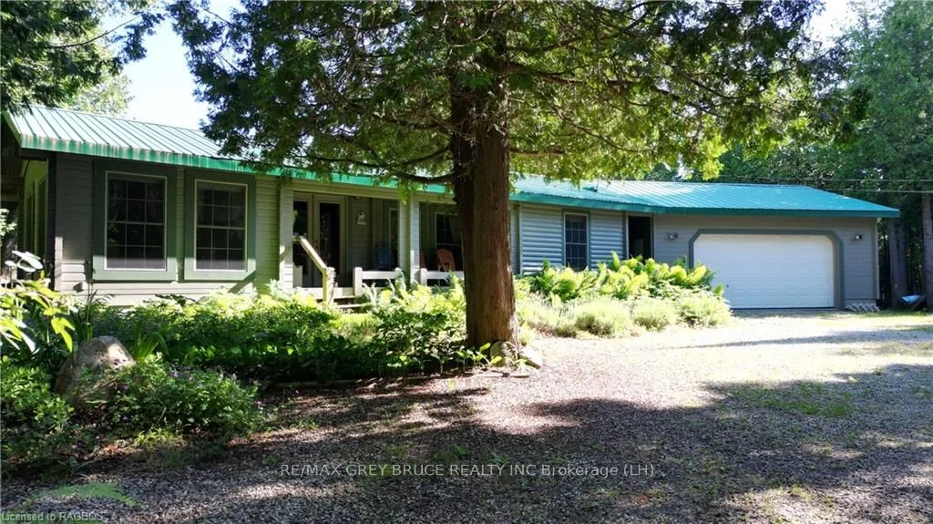 33 WHISKEY HARBOUR Road, Northern Bruce Peninsula, ON N0H 1X0