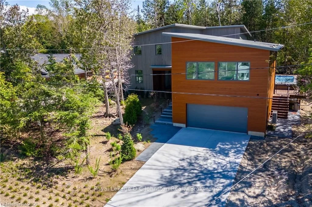 Detached in Saugeen Shores