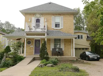 Detached in Saugeen Shores