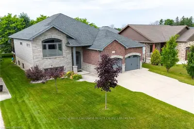 Detached in Saugeen Shores
