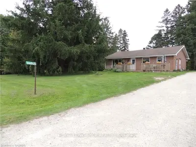 Detached in Chatsworth