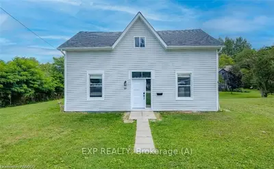 16 ROSS Street N, Arran-Elderslie, ON N0G 2N0