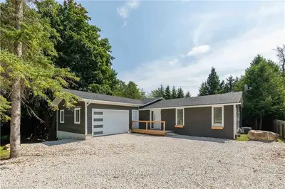 Detached in Georgian Bluffs