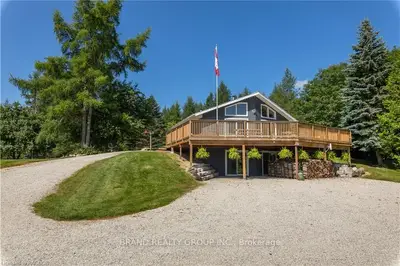 Detached in Chatsworth