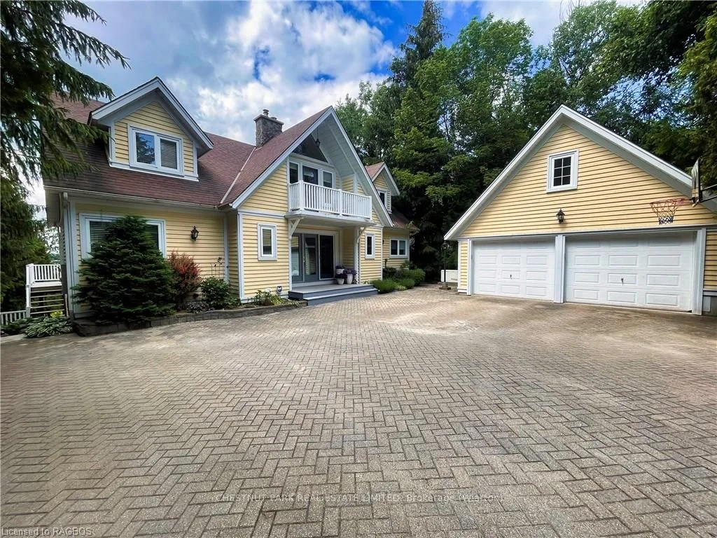 Detached in Georgian Bluffs