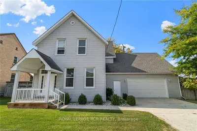 Detached in Brockton