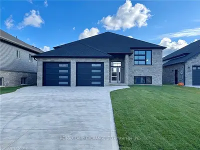 423 Ridge Street, Saugeen Shores, On N0h 2c3