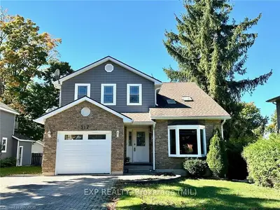 Detached in Brockton