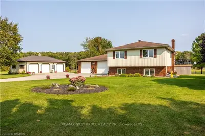 Detached in Georgian Bluffs